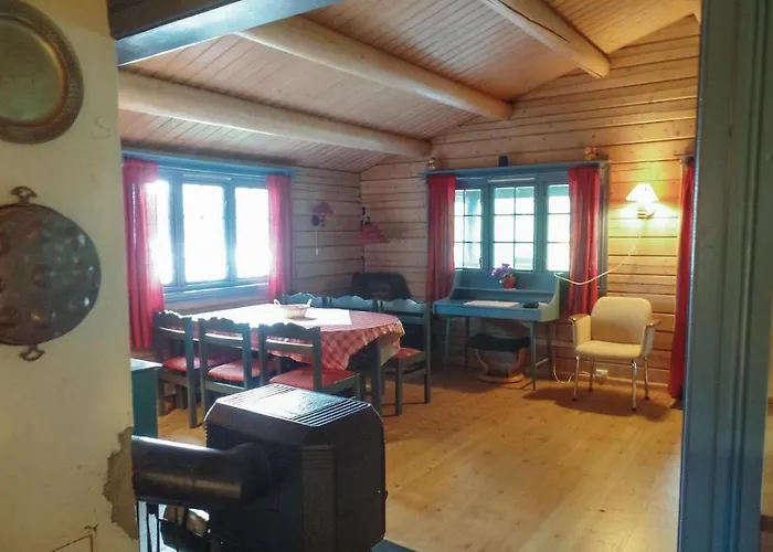 Solbakken Semesterbostad Vikersund